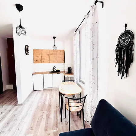 Salton Apartment *